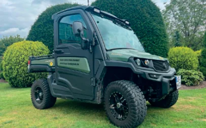 john-deere-gator-xuv835m.jpg